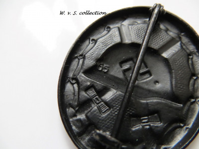 Verwundeten abzeichen in schwarz hersteller 65 (3) (Large).JPG