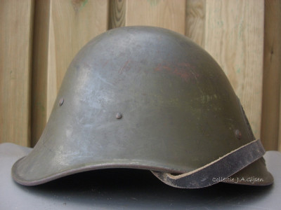 Helm NL a.jpg