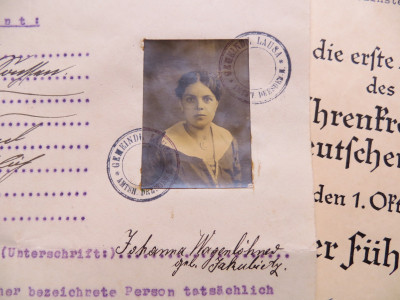 Mutterkreuz 1 stufe mit urkunde (4).JPG