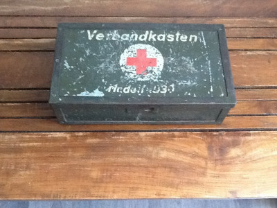 Verband kast model 30