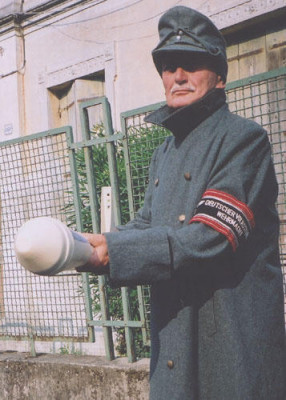 volksturm with panzerfaust.jpg