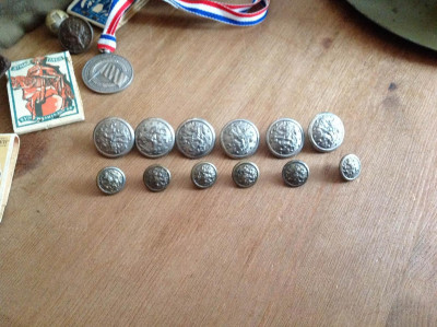 Nederlandse knopen voor 40