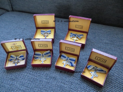 Miniatur Mutterkreuz set 01 (Medium).JPG