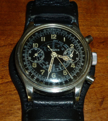 Een Lemania Fliegerchronograph