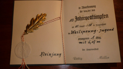 oorkonde Weitsprung-Jungend 1ste Sieg (deze is uit 1938)