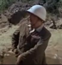 witte helm Saito.JPG