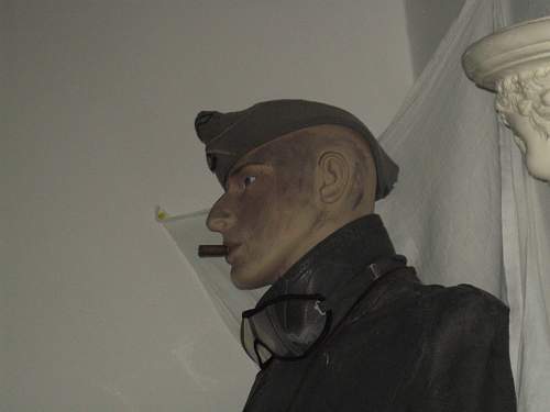 664462d1395518822t-german-officers-mannequin-offi-001.jpg