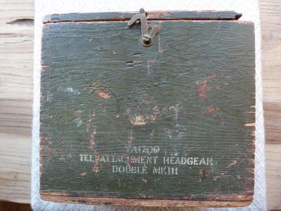Kistje en enveloppe militaria 001.JPG