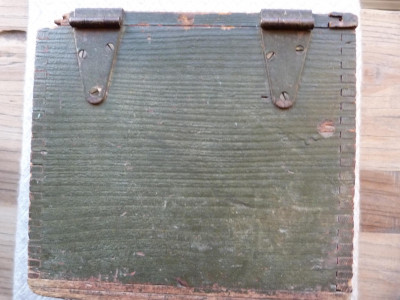 Kistje en enveloppe militaria 006.JPG