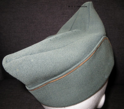 Veldmuts officier algemeen leeuw (4) (Large).JPG