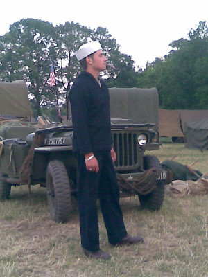 Navy uniform dat ik 2 uur voor het maken van de foto gekocht had..