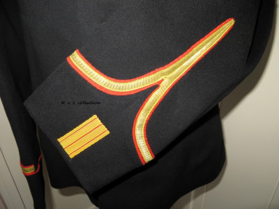 Gala tenue sergeant Militaire Academie (6) (Large).JPG