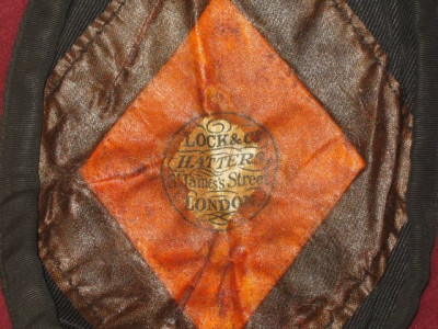 IMG_3418 rode baret binnen.jpg