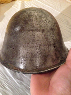 Het restant van een helmplaat?