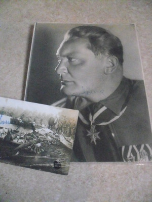 met poskaart ww1 van een vlieger die in 1918 in neergeschoten door goring ook met handtekening