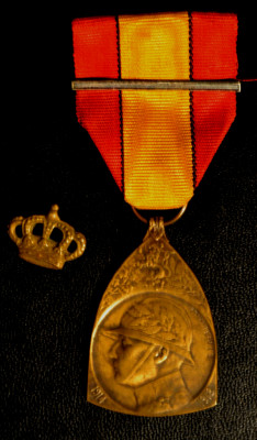 Medaille veldtocht 1914-1918+Belgisch kroontje