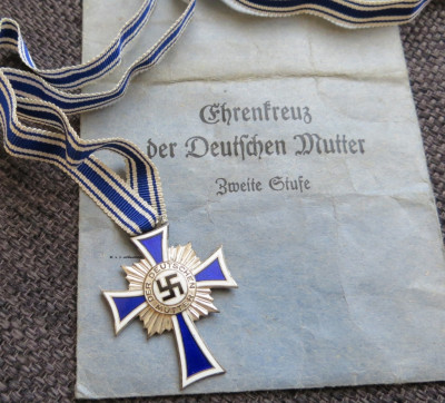 Mutterkreuz zweite stufe Deschler & sohn (1) (Custom).JPG