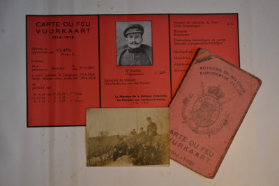 De vuurkaart van de eigenaar zelf is er ook nog bij + een foto uit 1914 waar hij vermoedelijk ook bij op staat