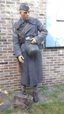 LW_Grondtroepen_mannequin_6.jpg