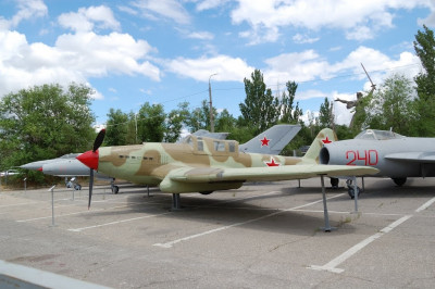 Il 2 ( replica ) - Volgograd..jpg