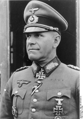 Bundesarchiv_Bild_146-1975-025-12,_Wolf-Günther_Trierenberg[1].jpg