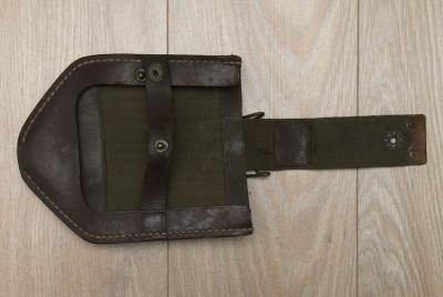 Klappspaten-lr8 (1).jpg