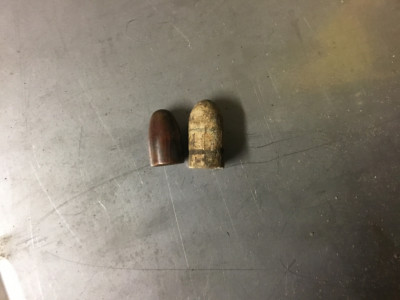 Links 9mm rechts 9.4mm