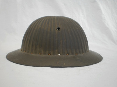 Portugese m 1916 helm met inscriptie