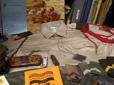 Unifili blouse met Unifil koord en koord voor getoonde moed uit 1979. Gekregen van veteraan.