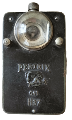 Taschenlampe Pertrix 641 (1).png