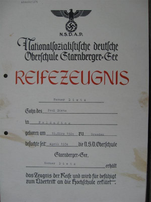 BAJO DOCUMENT (Medium).jpg