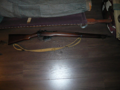 Lee-Enfield ( ook onklaar volgens nederlandse wet )