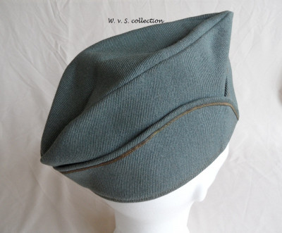 Veldmuts officier 4e regiment der infanterie (4).JPG