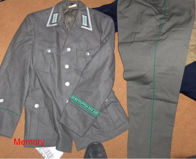 grenztruppen uniform.JPG