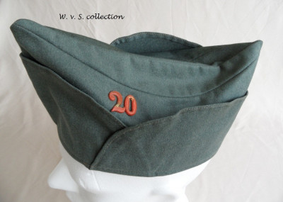 Veldmuts Onderofficier 20ste Regiment der Infanterie Franco-model (1).JPG