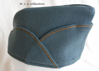 Veldmuts officier 2e regiment der infanterie (3).JPG