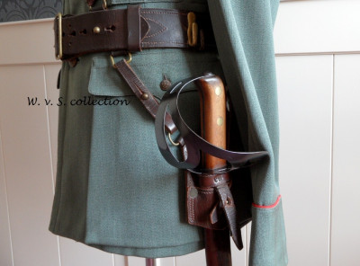 Jas buitenmodel 2e lnt der Veldartillerie (2) - kopie (Custom).JPG