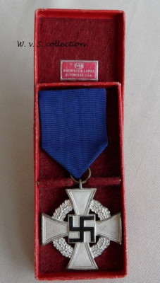 Treudienst-ehrenzeichen für 25 jahre Wächtler & Lange (1).JPG