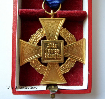 Treudienst - ehrenzeichen für 40 jahre (4).JPG