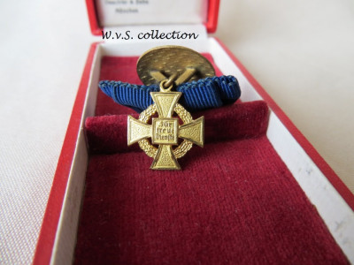 Treudienst ehrenzeichen für 40 jahre miniatur (15).JPG