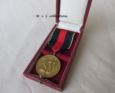 1 Oktober medaille (3).JPG