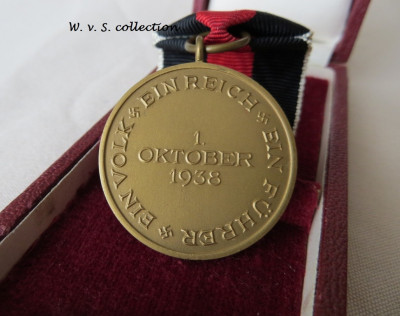 1 Oktober medaille (7).JPG