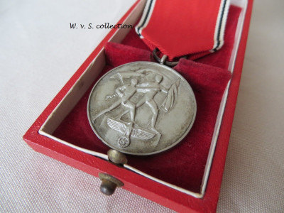 13 März medaille (5).JPG